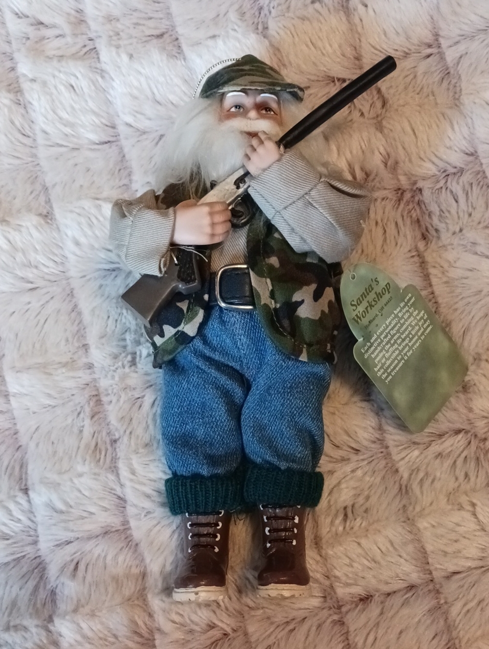 Handcrafted Collectibles, "Hunting Santa"